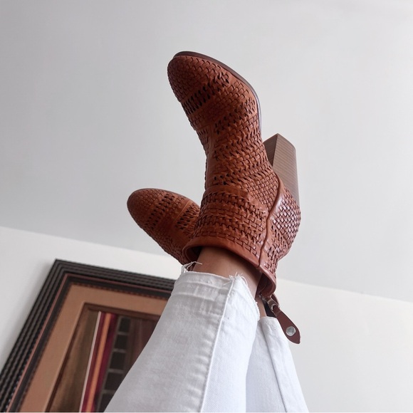 Rag & Bone Leather Newbury Bohemian Bootie Ankle Boots Size 39.5 - Picture 4 of 15